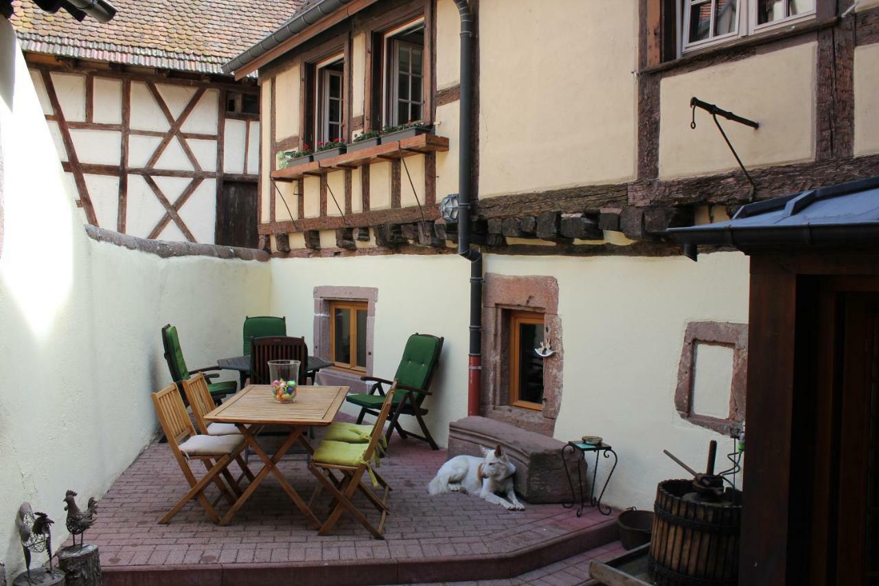 Les Gites Coeur De Vigne Riquewihr Exterior foto